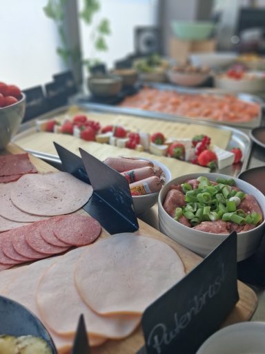 DünenWiese Frühstücksbuffet in Scharbeutz-Haffkrug
